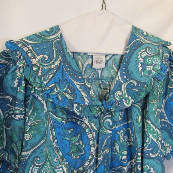 Models Coat housecoat in paisley blue and green  PXL - Picture 3 of 4